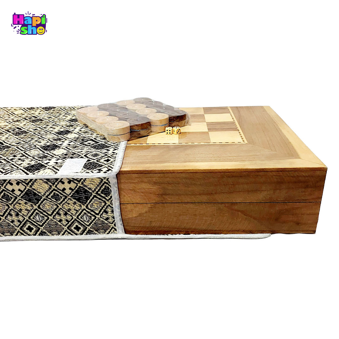  اقلام همره تخته نرد ریشه گردو سنندج با صفحه شطرنج طرح آراکو 55 سانتی کد 361–تخته نرد 